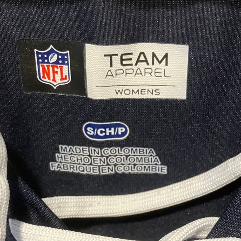 NFL Team Apparel Women's Navy and White Top - Picture 2 of 5